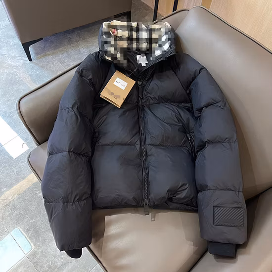 Fashion Windproof High-Quality Quilting-Seam Turtleneck Pocket Zip Button Jacket Coat Dog Accessories Apparel Pet Clothes